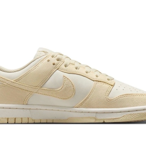 Nike DUNK LOW HJ 7673004 Sheikh Women – Soft Pearl/Beach-pale Ivory-white Size 7 - Picture 2 of 7